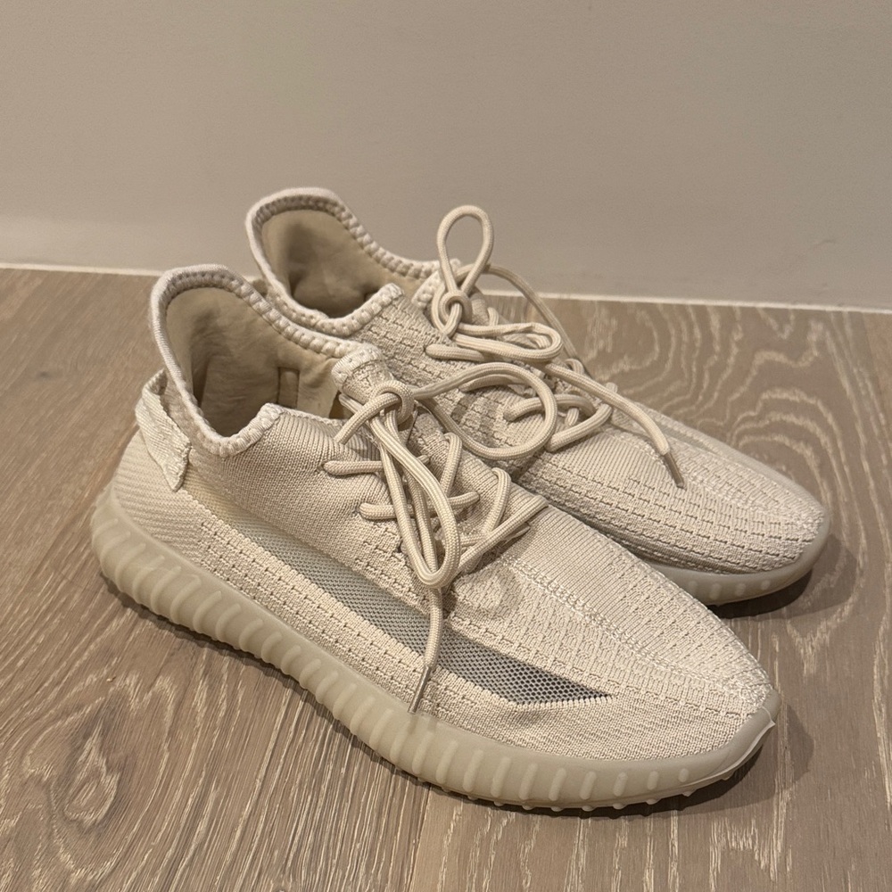YEEZY INSPIRED BEIGE KNIT SNEAKERS SIZE 43